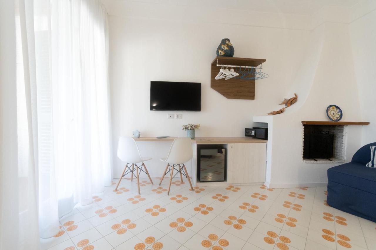 Estate4Home - Niko'S Apt 波西塔諾 外观 照片